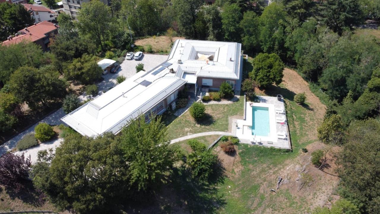Villa Silvia Olivetti Banchette D'Ivrea Buitenkant foto