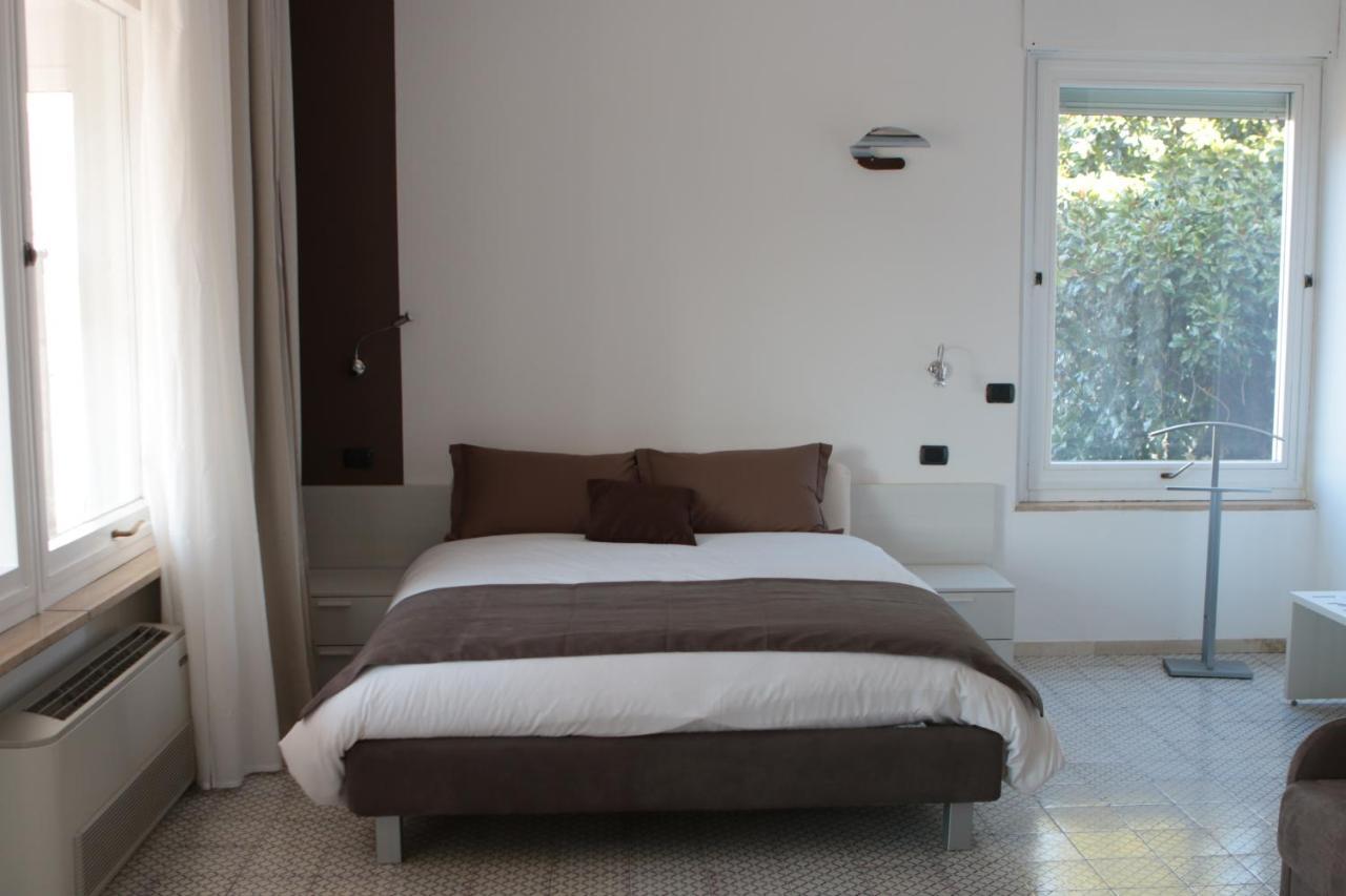 Villa Silvia Olivetti Banchette D'Ivrea Buitenkant foto