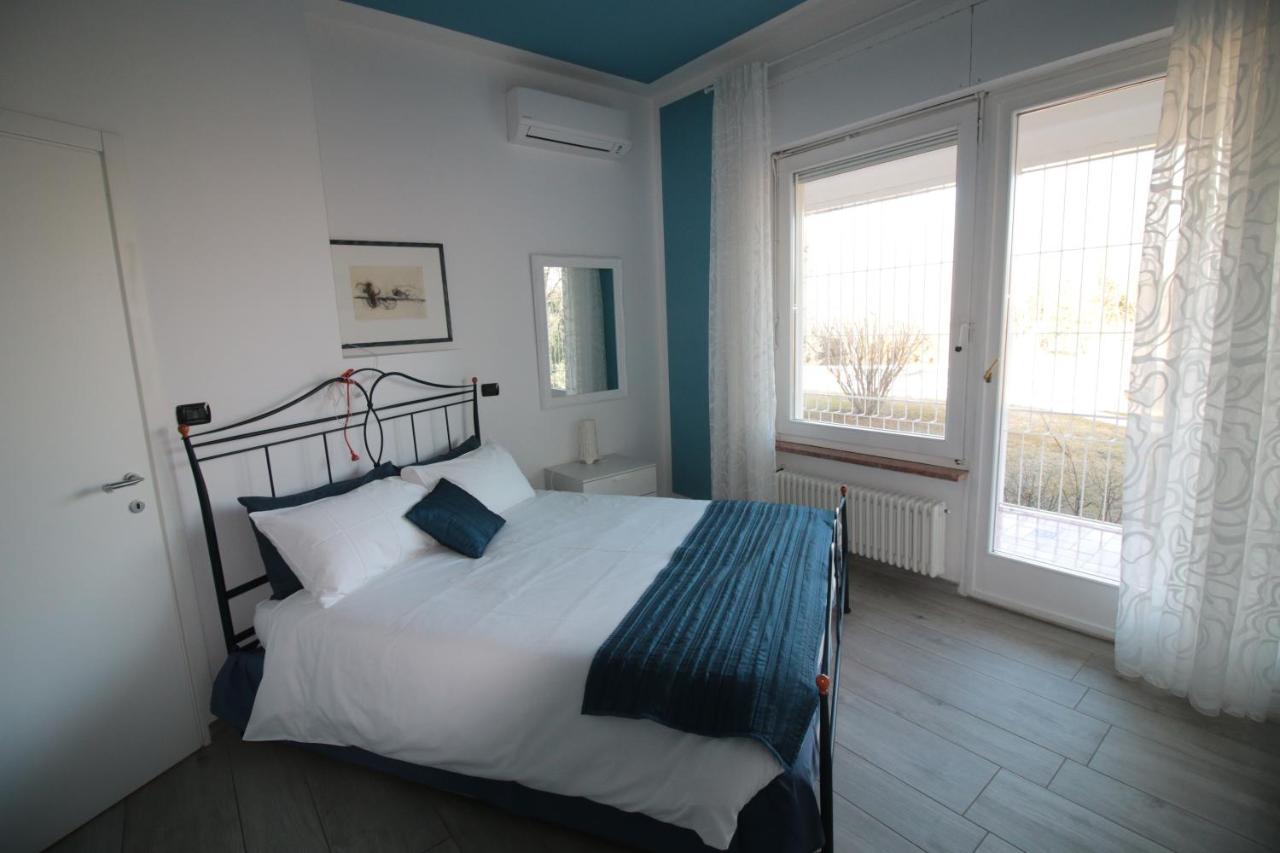 Villa Silvia Olivetti Banchette D'Ivrea Buitenkant foto