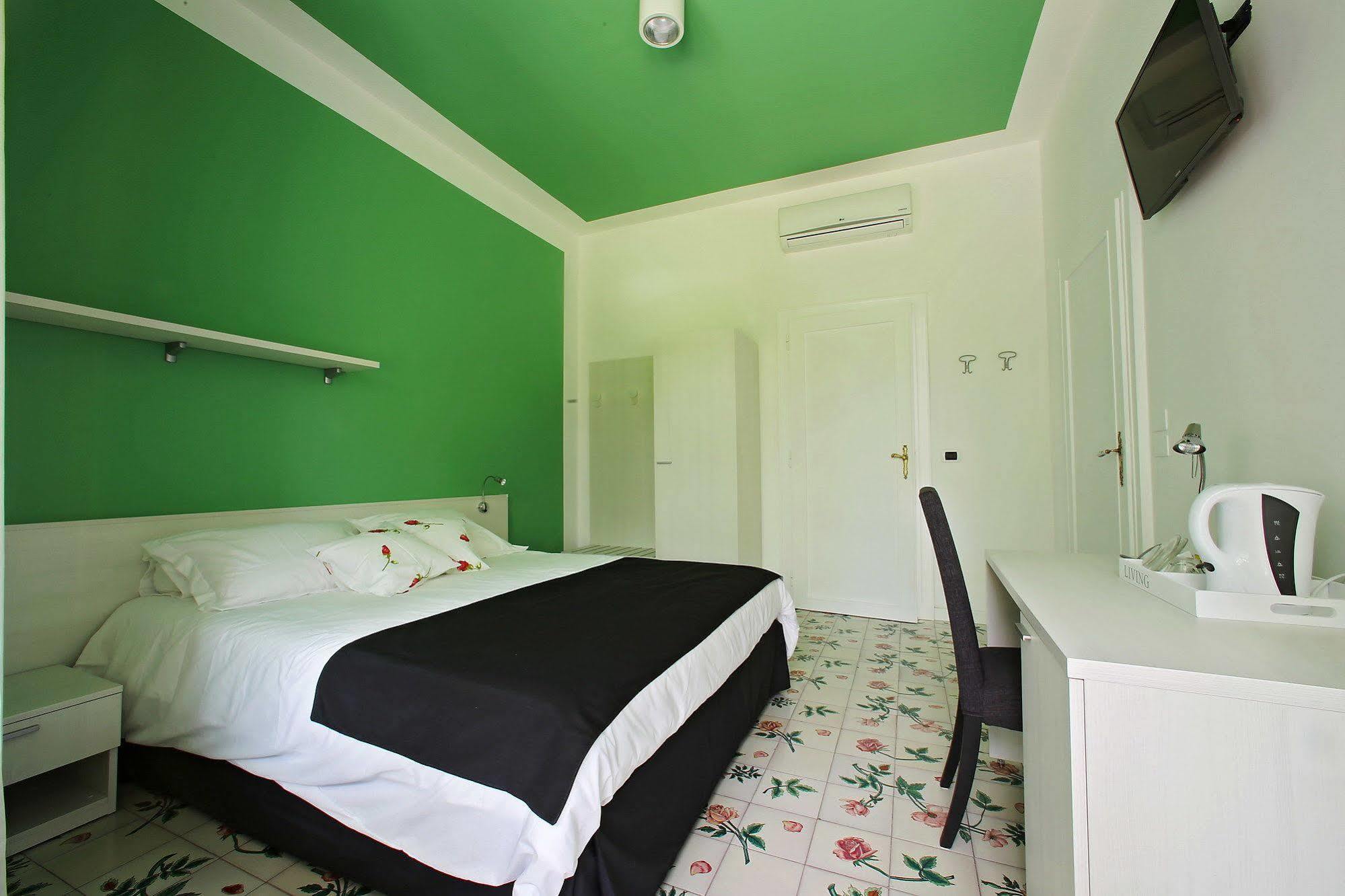 Villa Silvia Olivetti Banchette D'Ivrea Buitenkant foto