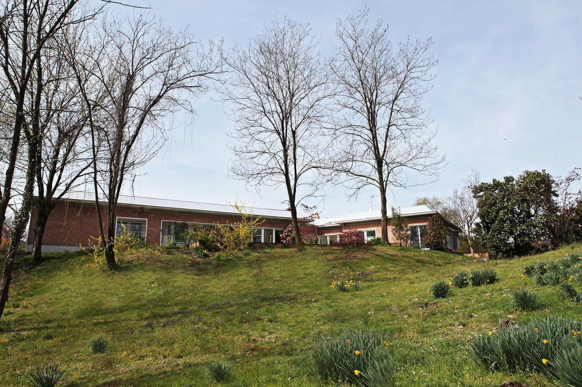 Villa Silvia Olivetti Banchette D'Ivrea Buitenkant foto